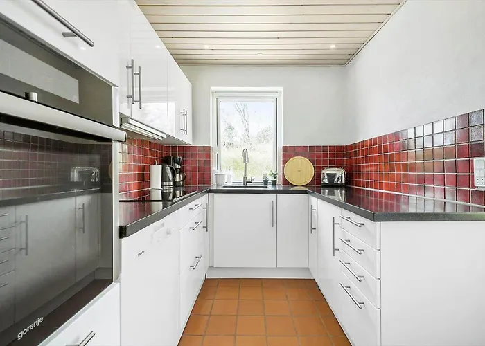 8004-knebel-vestre-strandvej-19-a Feriehus